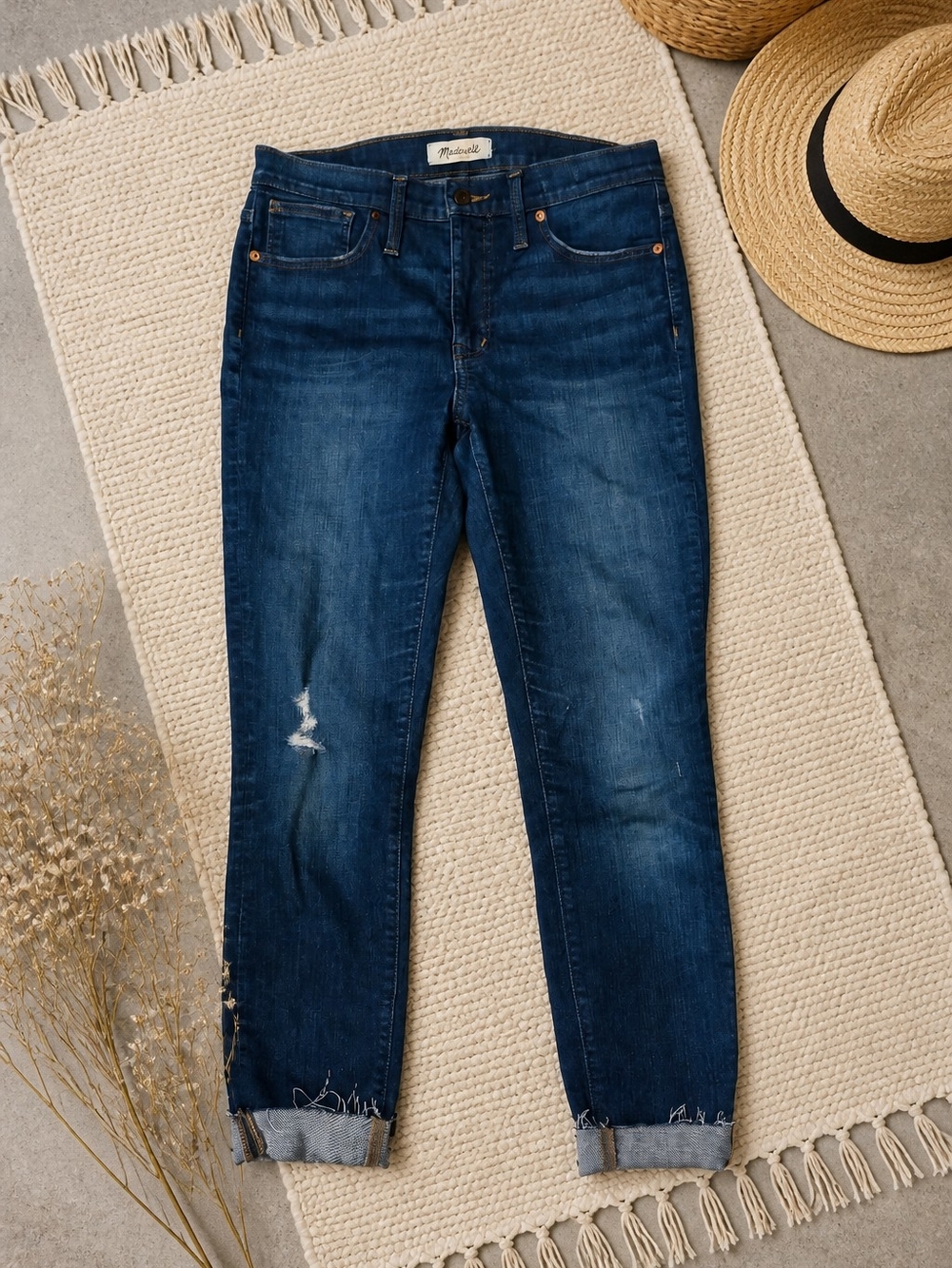 Madewell Mid-Rise Skinny Jeans 28 Some Distressing